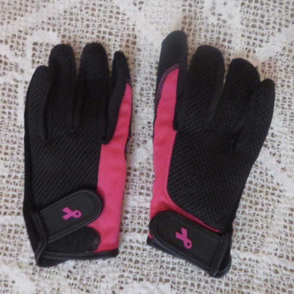 Ladies Pink & Black Athletic Gloves - Small
